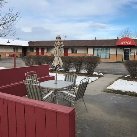 Motel Grand 沙德伦 外观 照片