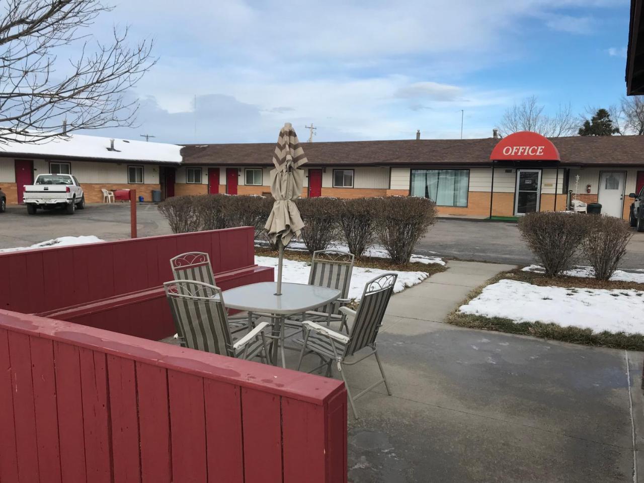 Motel Grand 沙德伦 外观 照片
