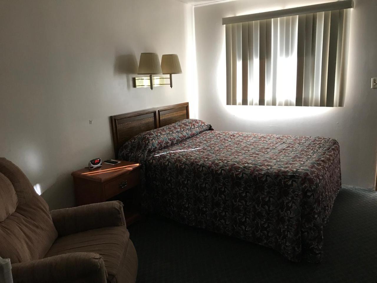 Motel Grand 沙德伦 外观 照片