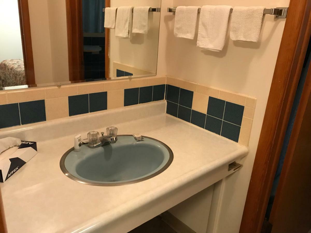 Motel Grand 沙德伦 外观 照片