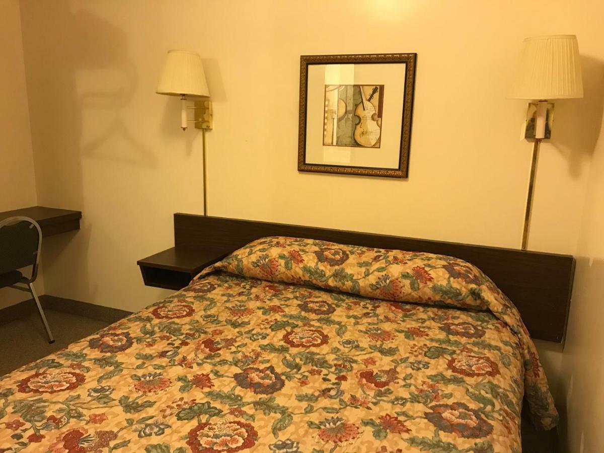 Motel Grand 沙德伦 外观 照片