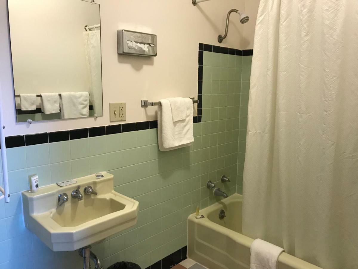 Motel Grand 沙德伦 外观 照片